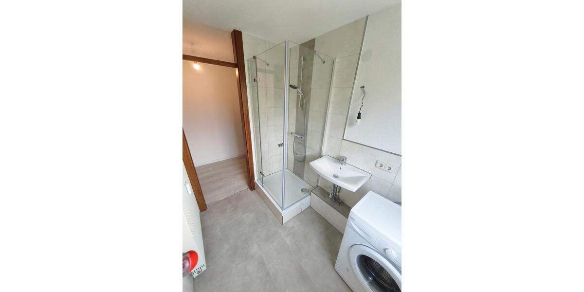Etagenwohnung Sindelfingen Eichholz - 2 Zimmer, 67 m&sup2;, 980&euro; | Angebot:26705353