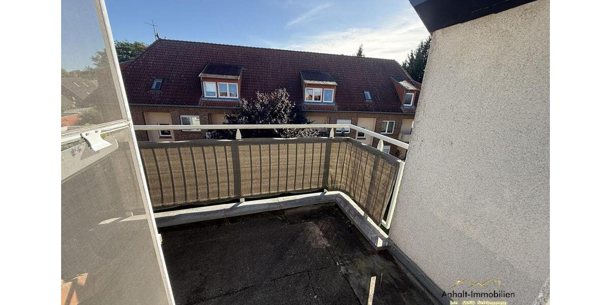 2-Raumwohnung im 2. OG mit 2 Balkone 2 zimmer