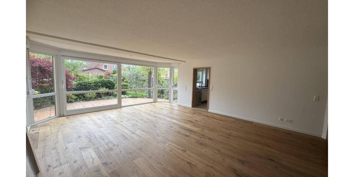 Etagenwohnung Freiburg Hochdorf - 5 Zimmer, 141 m&sup2;, 1.880&euro; | Angebot:26190172