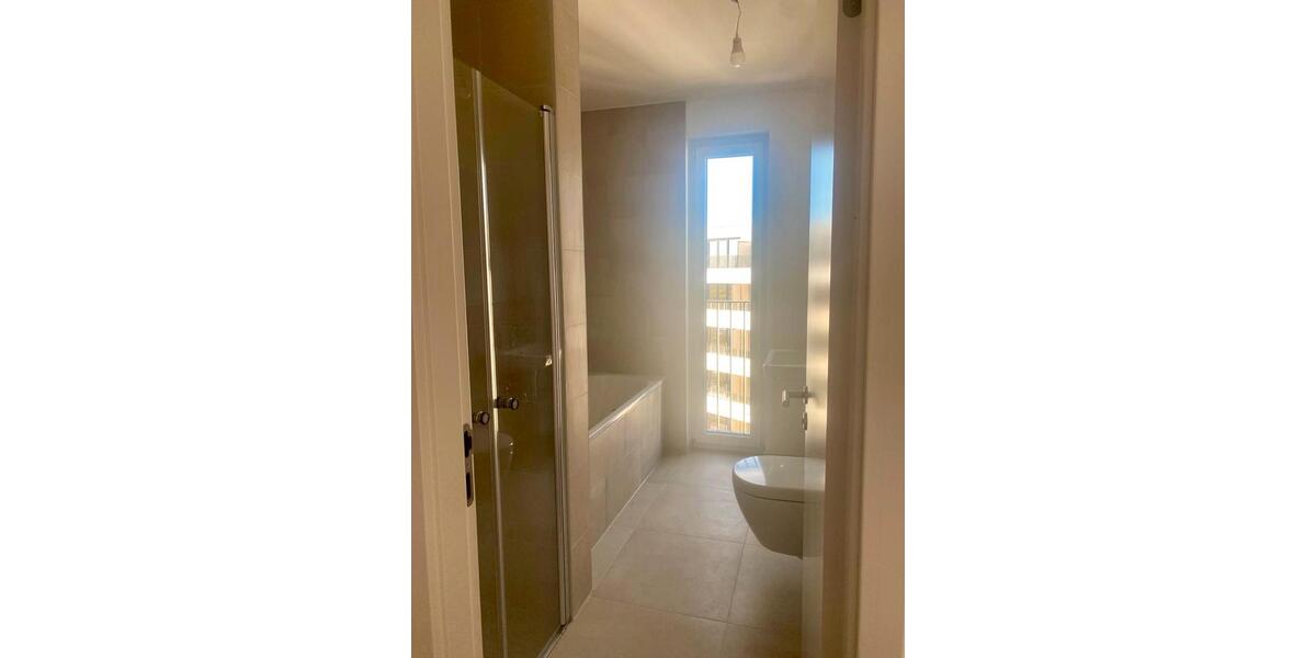 Etagenwohnung Schönefeld - 3 Zimmer, 78 m&sup2;, 1.600&euro; | Angebot:26039479