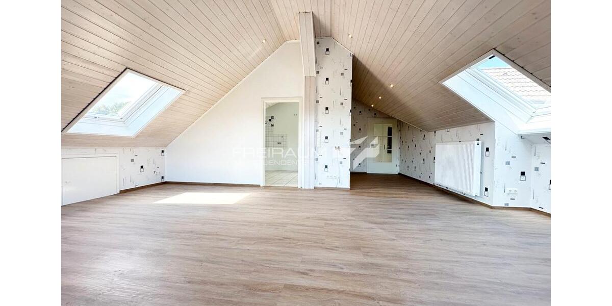 Dachgeschoßwohnung Neunkirchen - 3 Zimmer, 100 m&sup2;, 890&euro; | Angebot:21938623