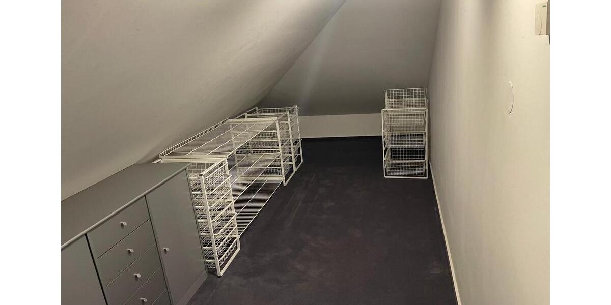 Dachgeschoßwohnung Taunusstein - 2 Zimmer, 65 m&sup2;, 995&euro; | Angebot:26447808