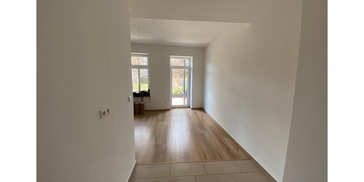 Erdgeschoßwohnung Merseburg - 2 Zimmer, 47 m&sup2;, 420&euro; | Angebot:25403586