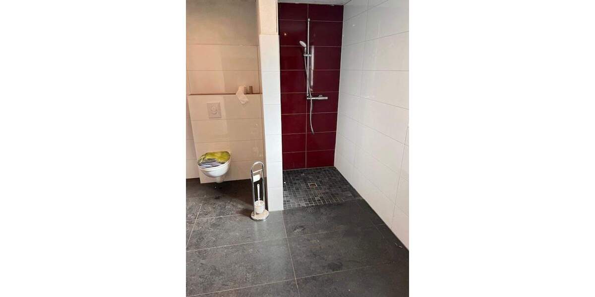 Doppelhaushälfte, 87 qm Wfl., 573 qm Grund, Kamin, neues Bad 3 zimmer