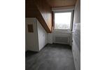 Dachgeschoßwohnung Dinslaken Hiesfeld - 2.5 Zimmer, 73 m&sup2;, 625&euro; | Angebot:26396476