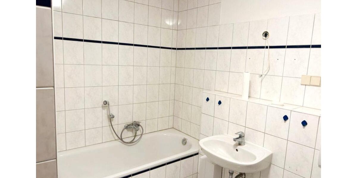 Etagenwohnung Blankenburg (Harz) - 3 Zimmer, 83 m&sup2;, 620&euro; | Angebot:26459500