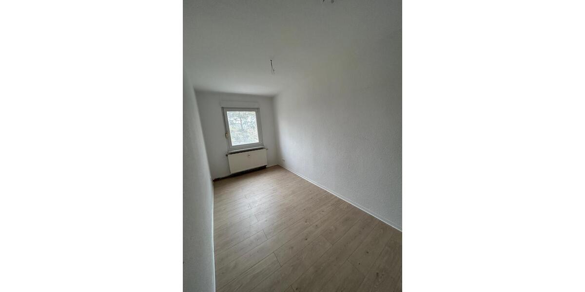Etagenwohnung Bad Langensalza - 3 Zimmer, 65 m&sup2;, 380&euro; | Angebot:26619935