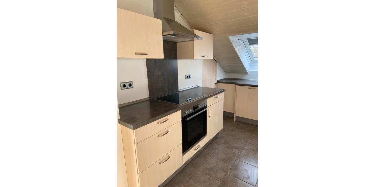 Dachgeschoßwohnung Luhe-Wildenau Wildenau - 3 Zimmer, 109 m&sup2;, 950&euro; | Angebot:25406667