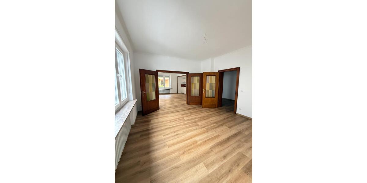 Erdgeschoßwohnung Siegen - 3 Zimmer, 85 m&sup2;, 740&euro; | Angebot:24567142