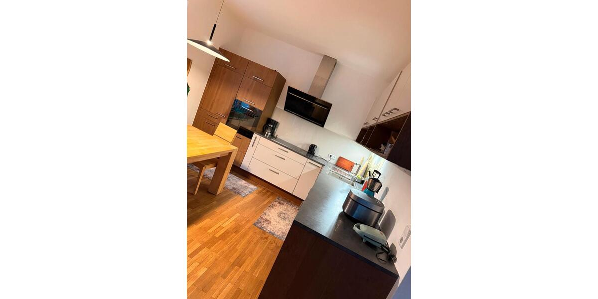 Etagenwohnung Dingolfing - 5 Zimmer, 16 m&sup2;, 396&euro; | Angebot:26462980