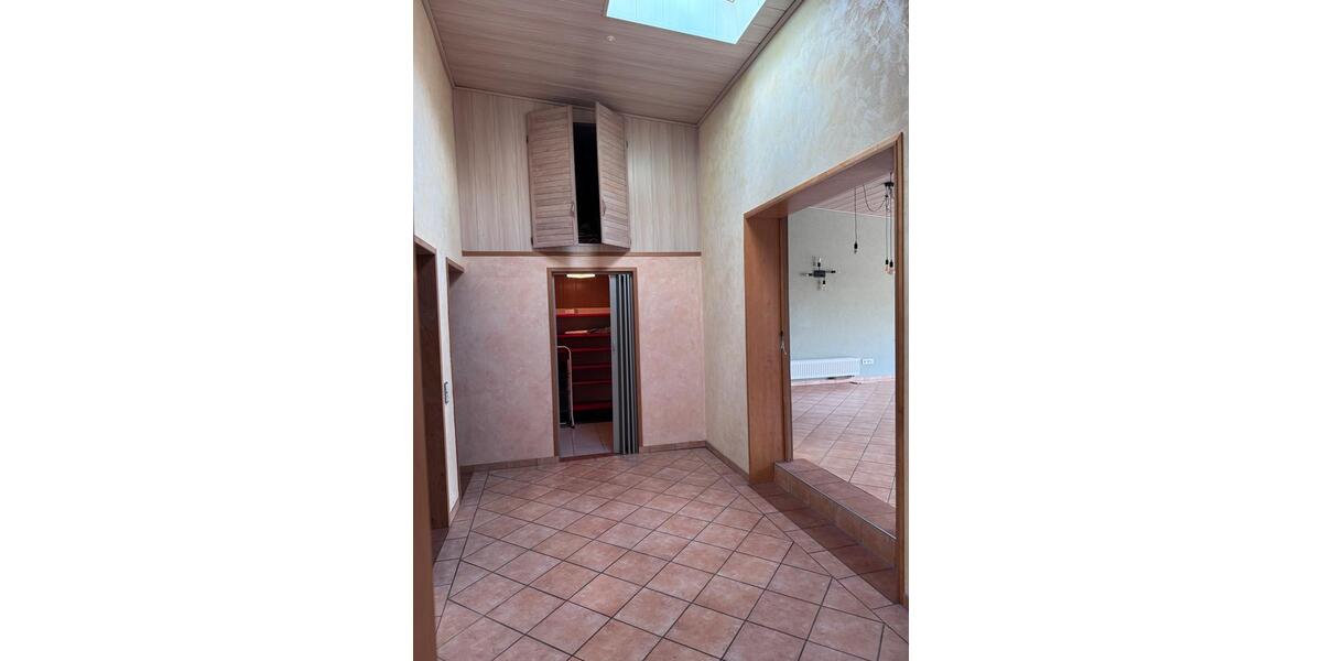 Etagenwohnung Heinsberg - 3 Zimmer, 134 m&sup2;, 1.400&euro; | Angebot:24836693