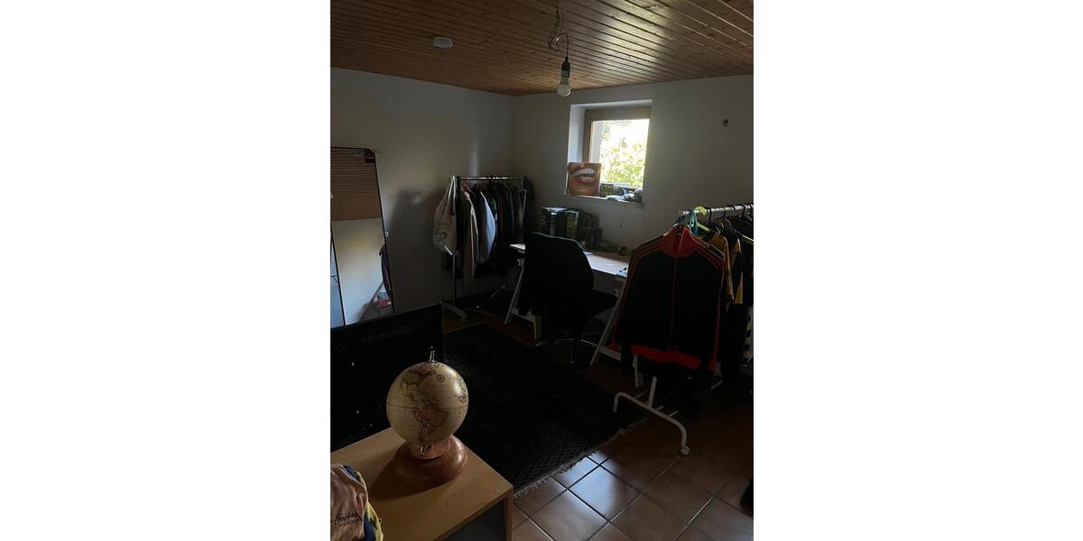 Wohnen auf Zeit München Moosach - 6 Zimmer, 17 m&sup2;, 730&euro; | Angebot:25844055