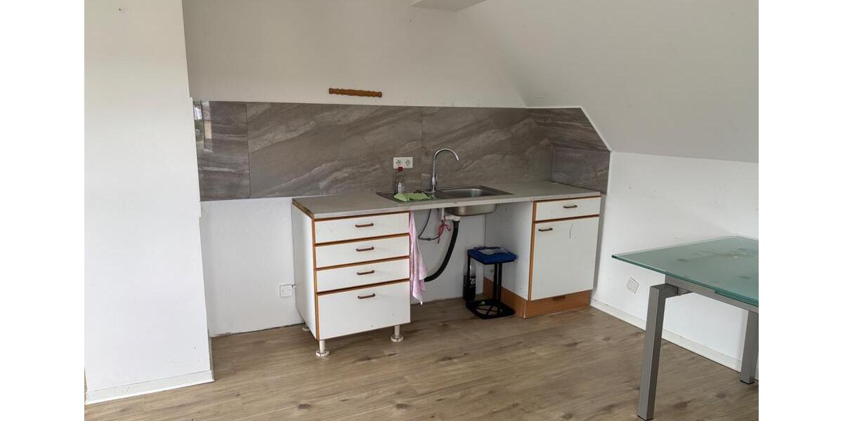 Dachgeschoßwohnung Alsfeld - 2 Zimmer, 60 m&sup2;, 525&euro; | Angebot:26496323