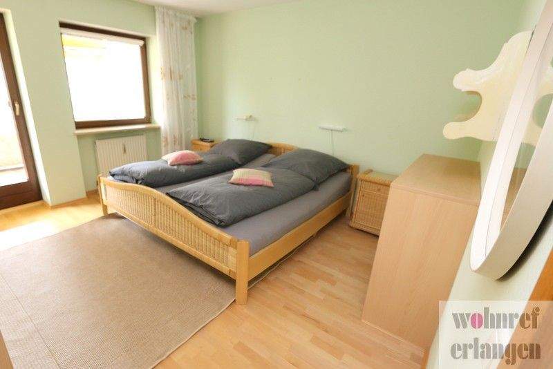 Etagenwohnung Erlangen Erlangen-Süd - 3 Zimmer, 83 m&sup2;, 1.300&euro; | Angebot:25862567