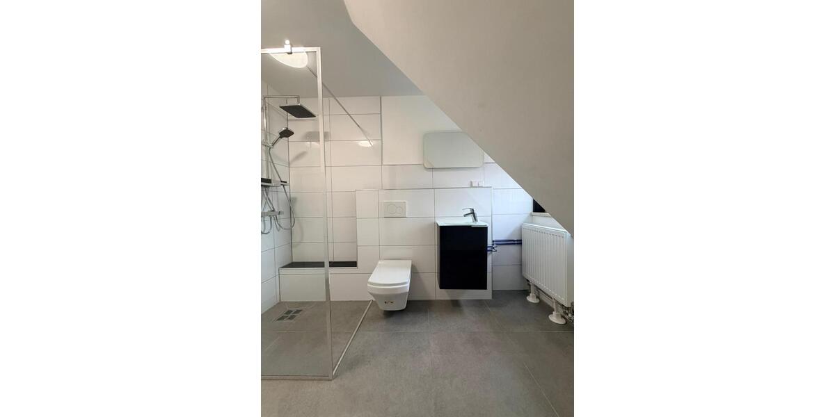 Dachgeschoßwohnung Hameln Kernstadt - 3 Zimmer, 76 m&sup2;, 650&euro; | Angebot:26042350