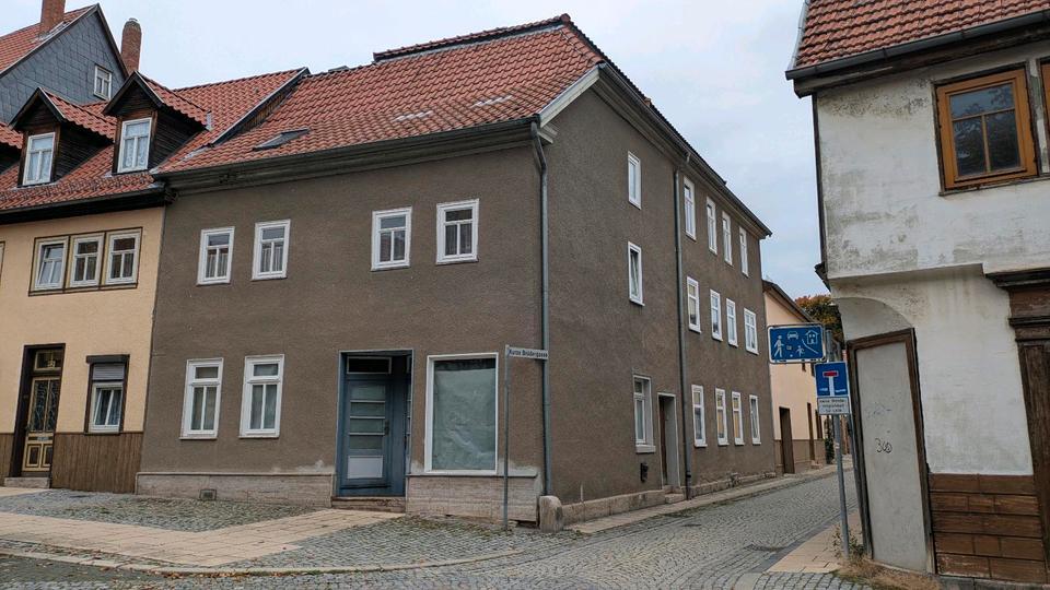 5 Zimmer Wohnung mit Doppelgarage und Garten zimmer