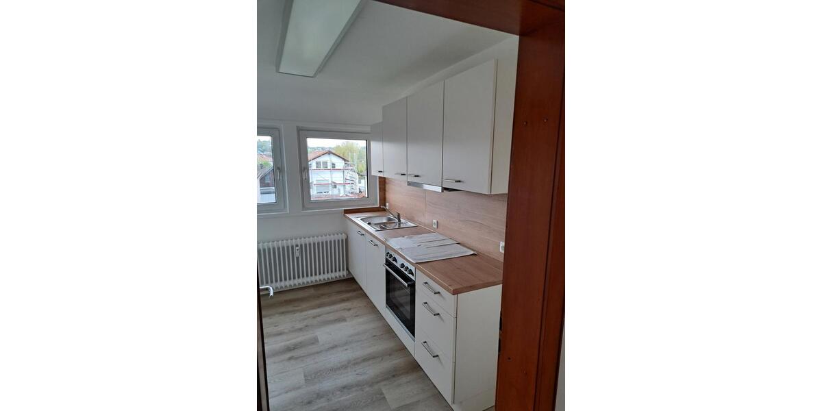 Dachgeschoßwohnung Nidda - 3 Zimmer, 82 m&sup2;, 700&euro; | Angebot:26262293