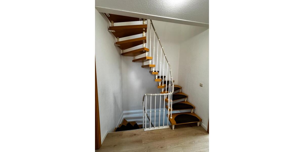 Reihenhaus Moers Schwafheim - 5.5 Zimmer, 118 m&sup2;, 1.650&euro; | Angebot:26703306