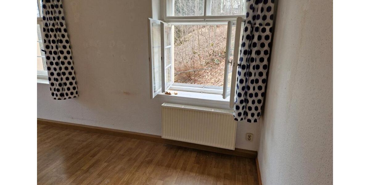 Etagenwohnung Johanngeorgenstadt - 4 Zimmer, 95 m&sup2;, 380&euro; | Angebot:26490301