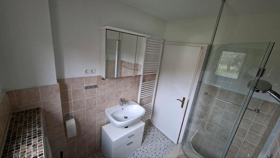 Dachgeschoßwohnung Siegen Dillnhütten - 4 Zimmer, 61 m&sup2;, 750&euro; | Angebot:24731142