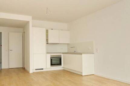 Wohnung Schönefeld - 2 Zimmer, 51 m&sup2;, 832&euro; | Angebot:26154810