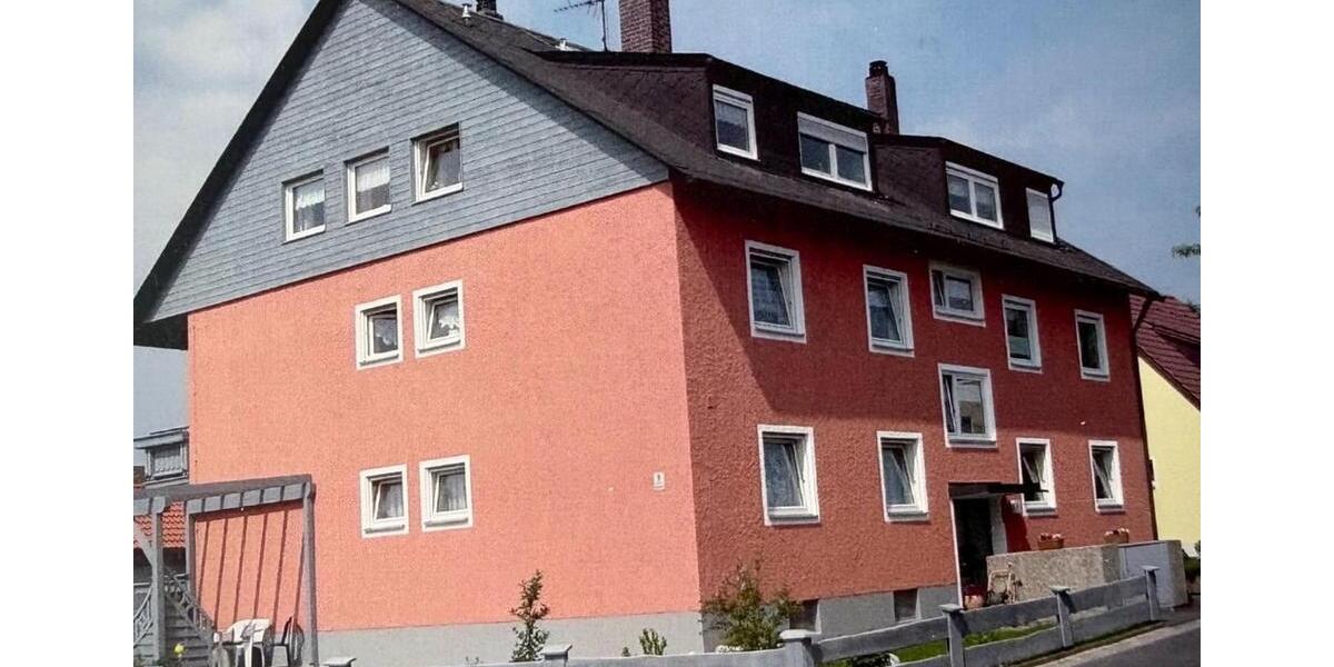 Etagenwohnung Waldsassen - 3 Zimmer, 80 m&sup2;, 325&euro; | Angebot:26252356