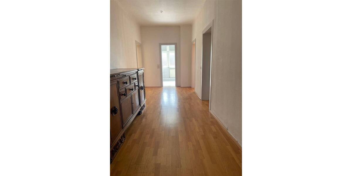 Etagenwohnung Rastatt - 3 Zimmer, 112 m&sup2;, 960&euro; | Angebot:26154386