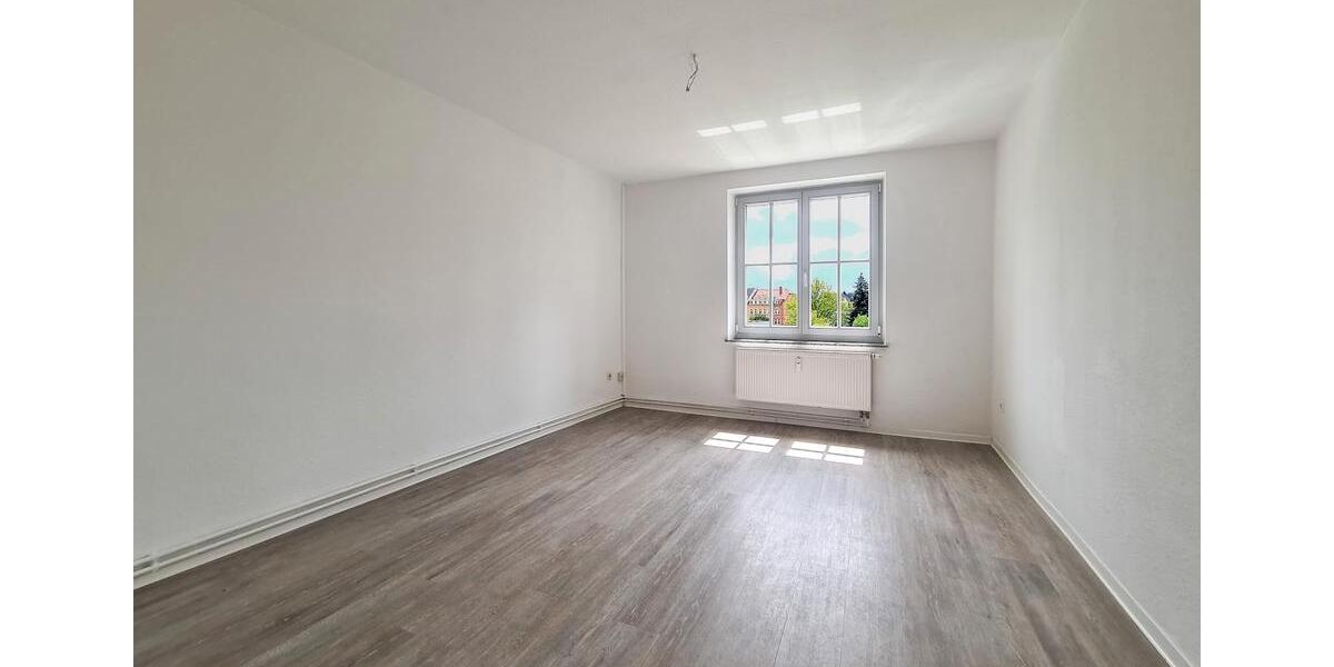 Etagenwohnung Freiberg - 2 Zimmer, 49 m&sup2;, 305&euro; | Angebot:26589101