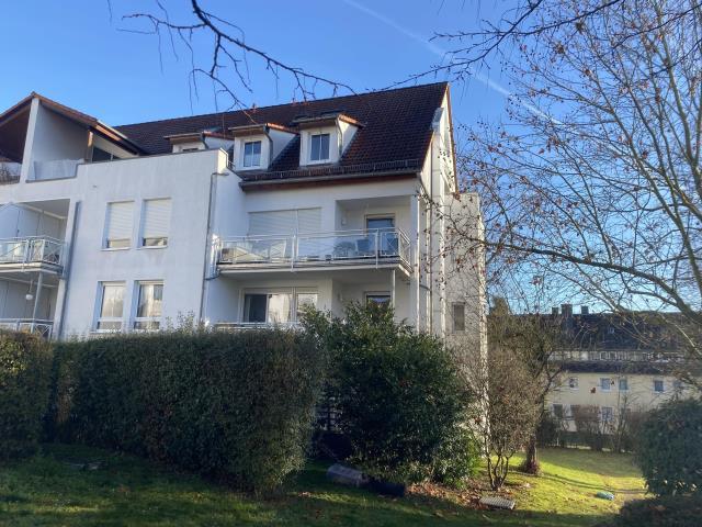 Etagenwohnung Butzbach - 3 Zimmer, 80 m&sup2;, 950&euro; | Angebot:26459859