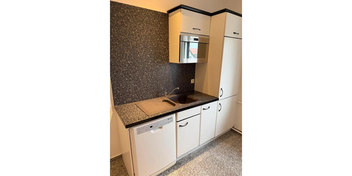 Etagenwohnung Meerane - 3 Zimmer, 90 m&sup2;, 850&euro; | Angebot:26640772