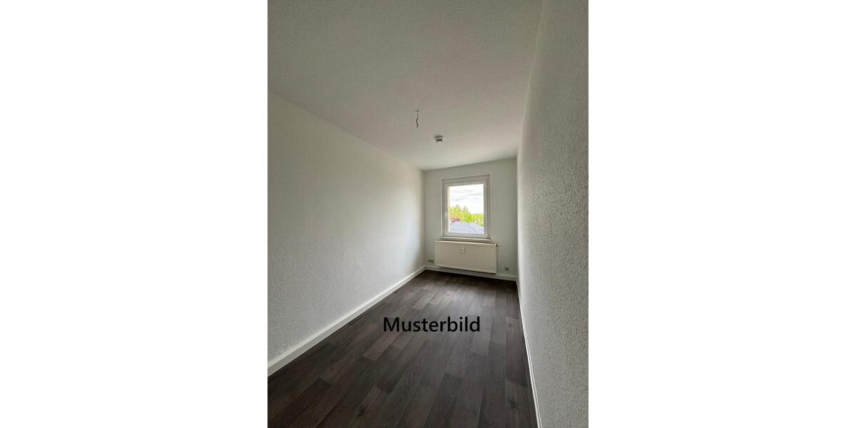 Etagenwohnung Gräfenhainichen - 3 Zimmer, 59 m&sup2;, 400&euro; | Angebot:26490790
