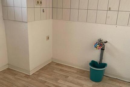 Wohnung Neustrelitz - 2 Zimmer, 63 m&sup2;, 425&euro; | Angebot:25757650