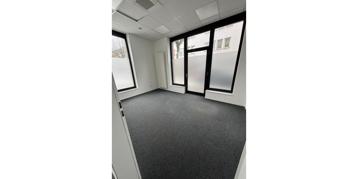 Gewerbeobjekt Lippstadt - 2.400&euro; | Angebot:25065105