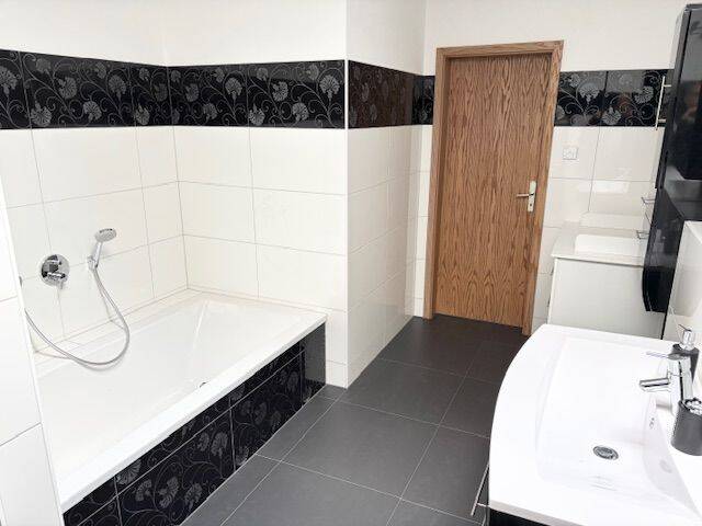 Reihenendhaus Zeithain Röderau-Bobersen - 3 Zimmer, 164 m&sup2;, 850&euro; | Angebot:26344041
