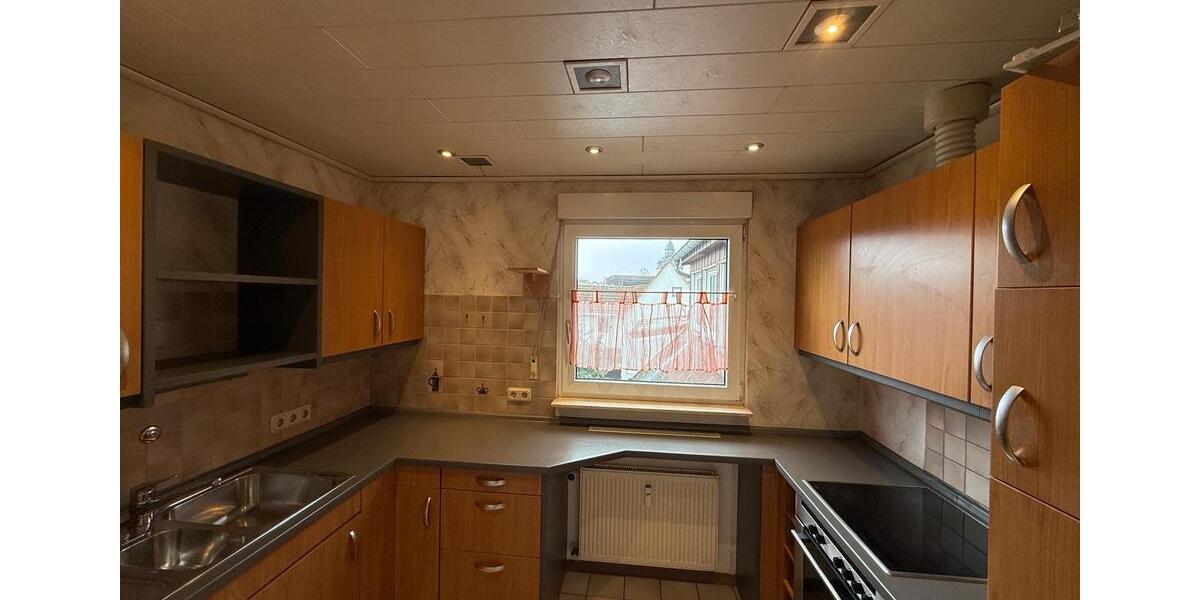 Dachgeschoßwohnung Linden - 5 Zimmer, 96 m&sup2;, 950&euro; | Angebot:25163651