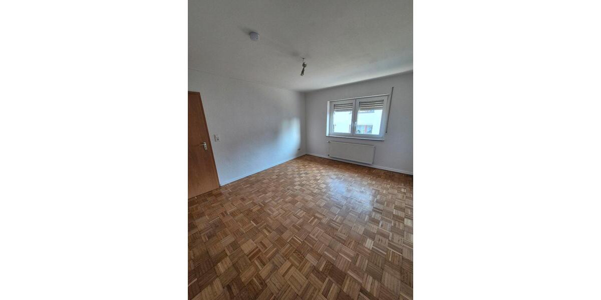 Einfamilienhaus Neuhütten - 4 Zimmer, 120 m&sup2;, 900&euro; | Angebot:25861130