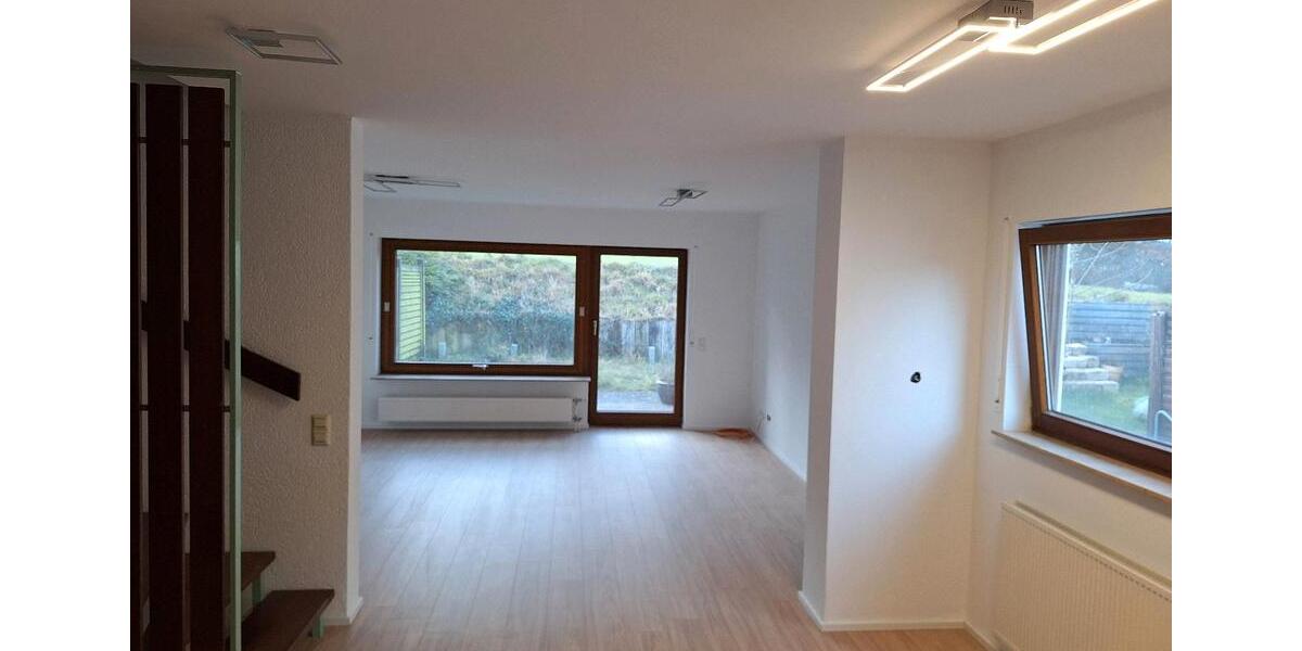 Doppelhaushälfte Lenningen - 4 Zimmer, 92 m&sup2;, 950&euro; | Angebot:24616655