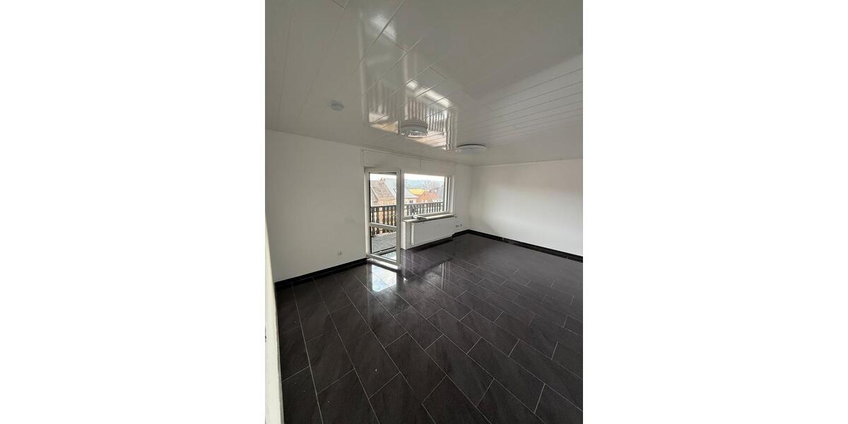 Etagenwohnung Homburg - 4 Zimmer, 107 m&sup2;, 1.050&euro; | Angebot:24794591