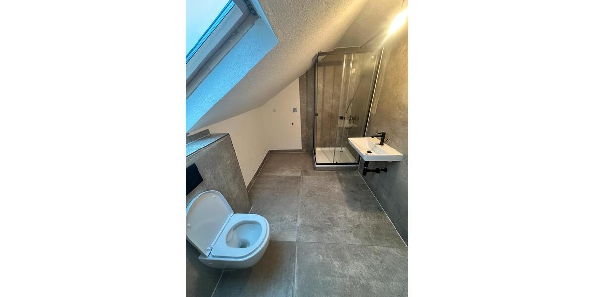 Dachgeschoßwohnung Lahr (Schwarzwald) - 3.5 Zimmer, 70 m&sup2;, 850&euro; | Angebot:26507784
