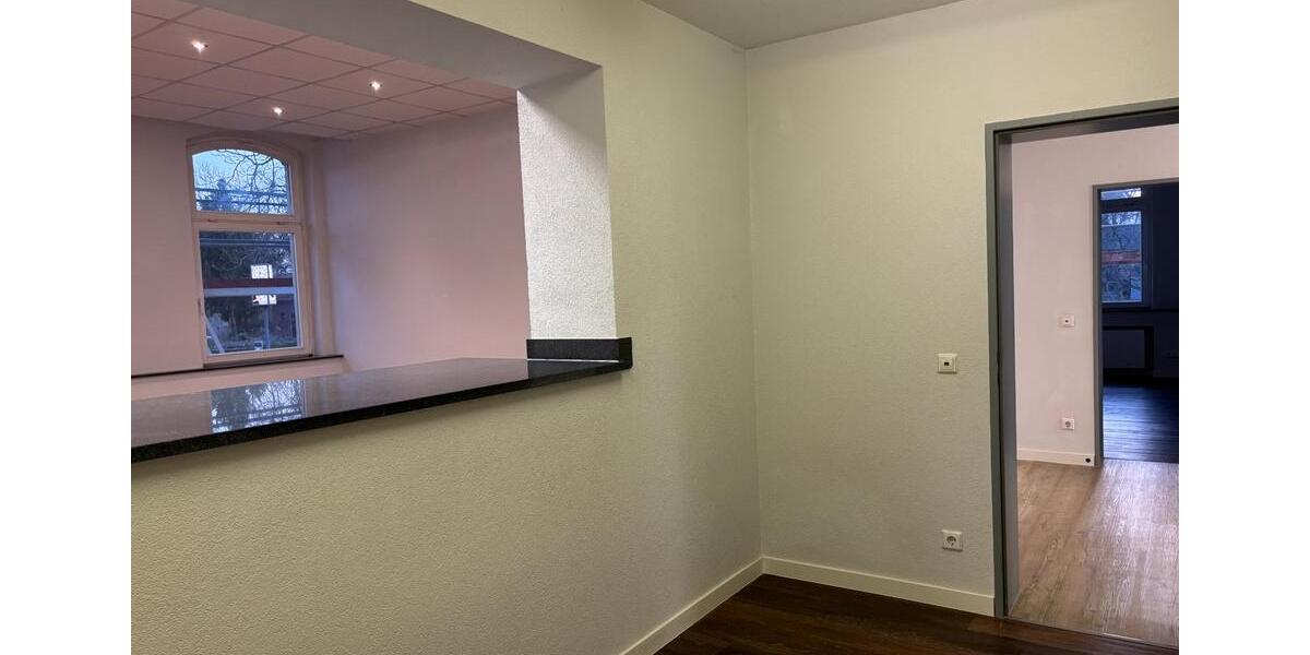 Erdgeschoßwohnung Zerbst (Anhalt) - 5 Zimmer, 135 m&sup2;, 810&euro; | Angebot:25855758