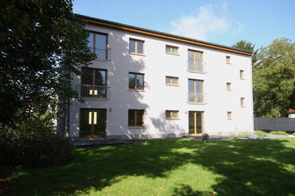 Schöne 3,5-Zimmer-Dachgeschosswohnung mit Balkon in Finkenkruger Toplage 3 zimmer