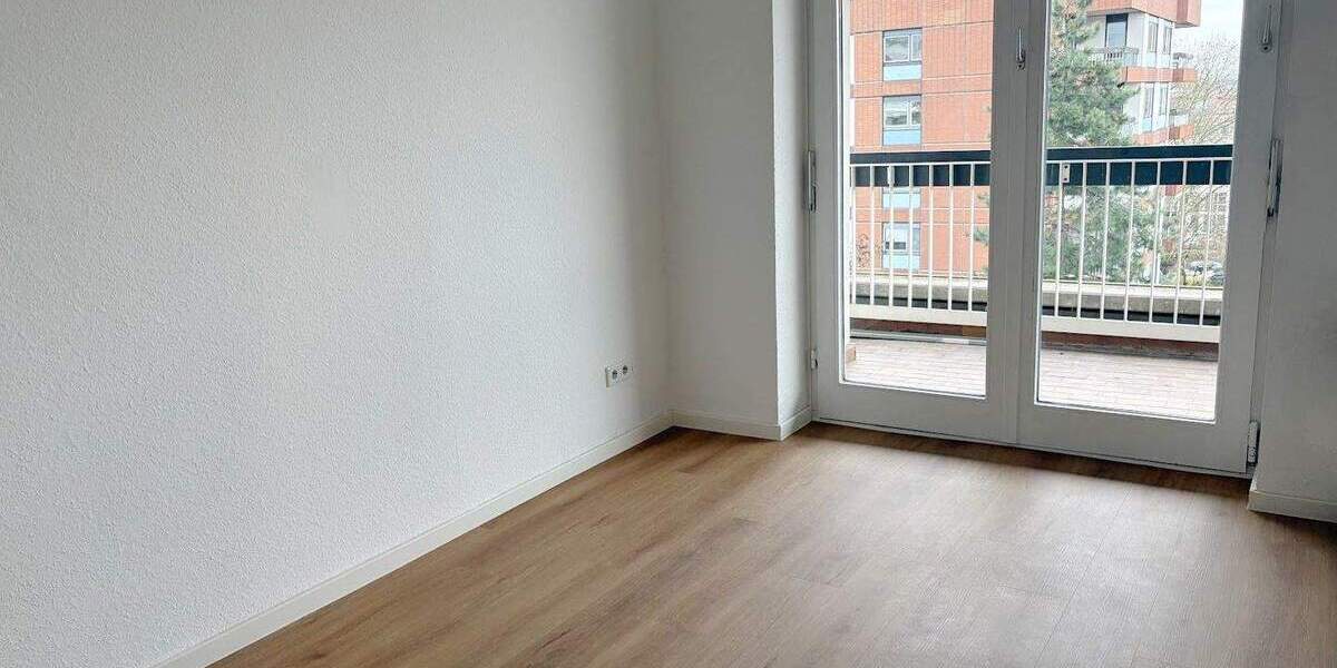 Etagenwohnung Köln Bayenthal - 3 Zimmer, 100 m&sup2;, 1.700&euro; | Angebot:24347977