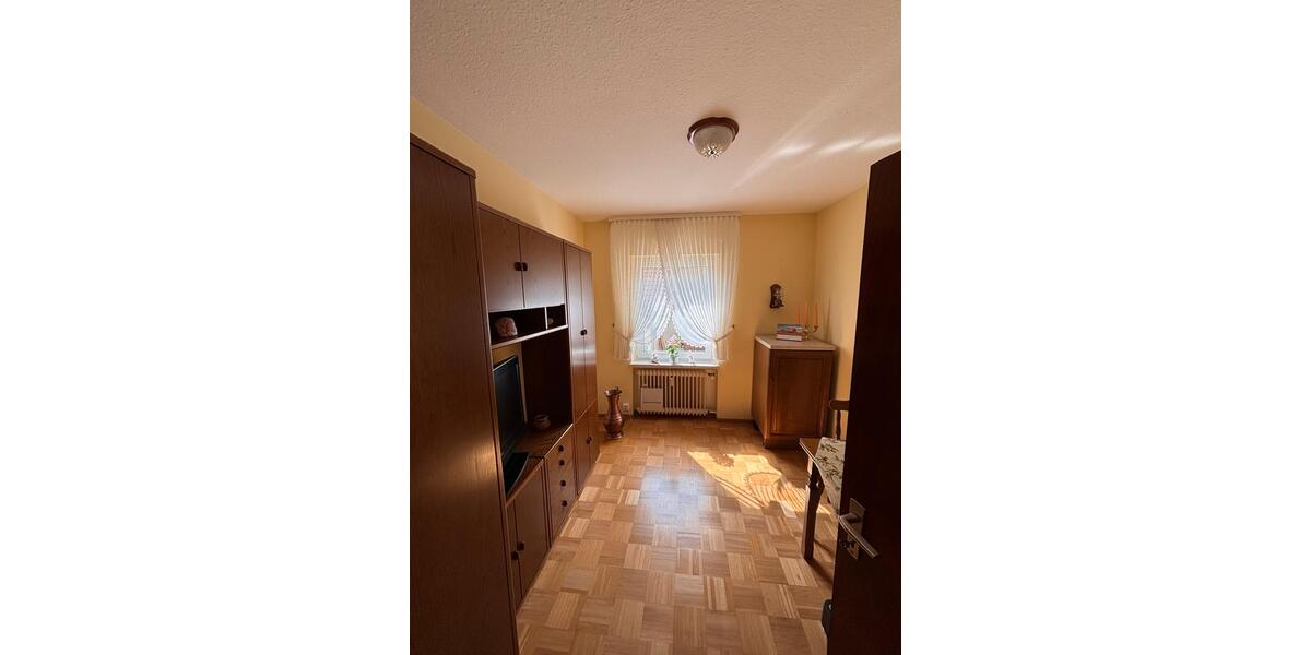 Erdgeschoßwohnung Bad Sobernheim - 4 Zimmer, 96 m&sup2;, 920&euro; | Angebot:26506376