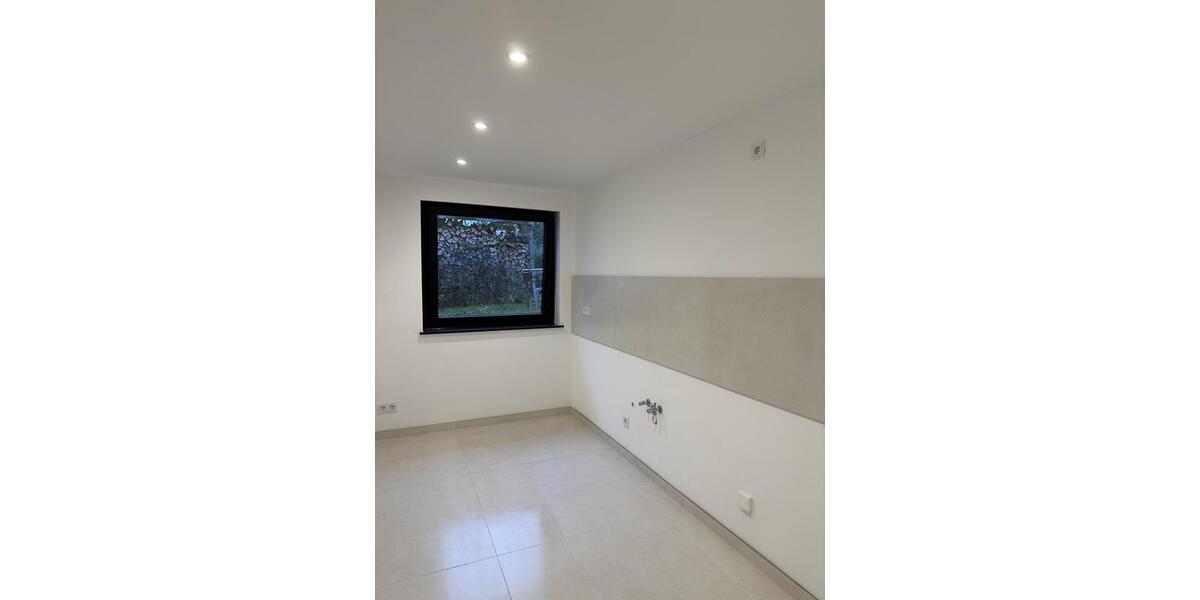 Kernsanierte 3 Zimmer Wohnung zu vermieten in Leihgestern 3 zimmer