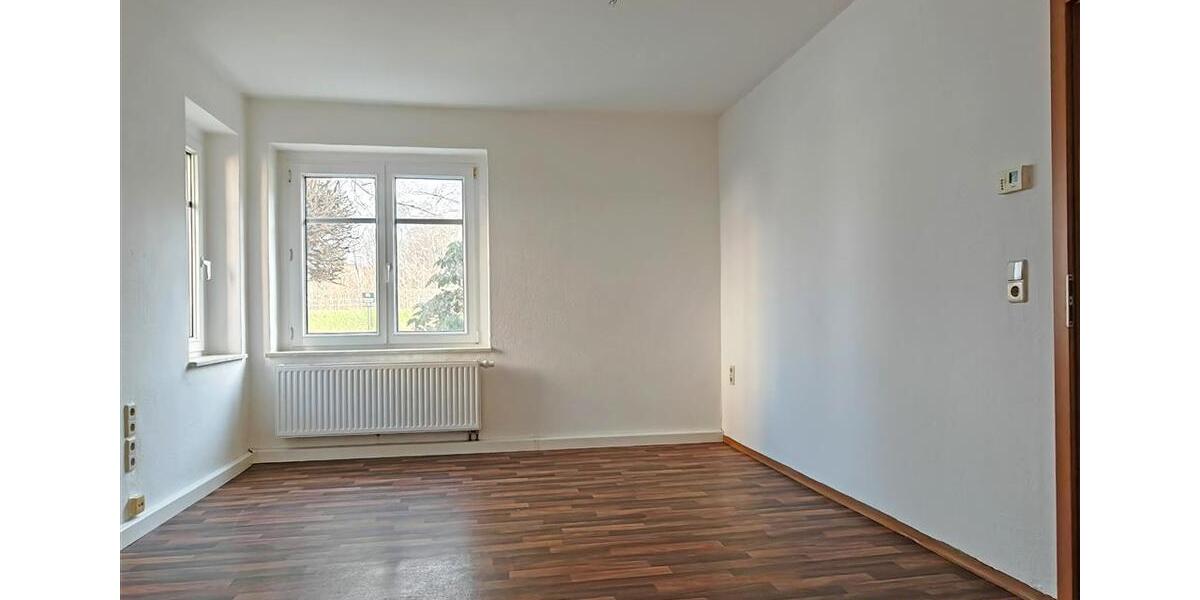 Erdgeschoßwohnung Frankenberg (Sachsen) - 4 Zimmer, 65 m&sup2;, 357&euro; | Angebot:25783838