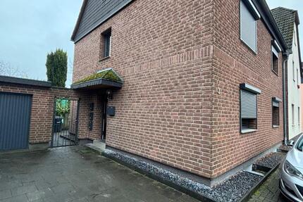 (WG). Shared Apartment Available in Opladen, Leverkusen
