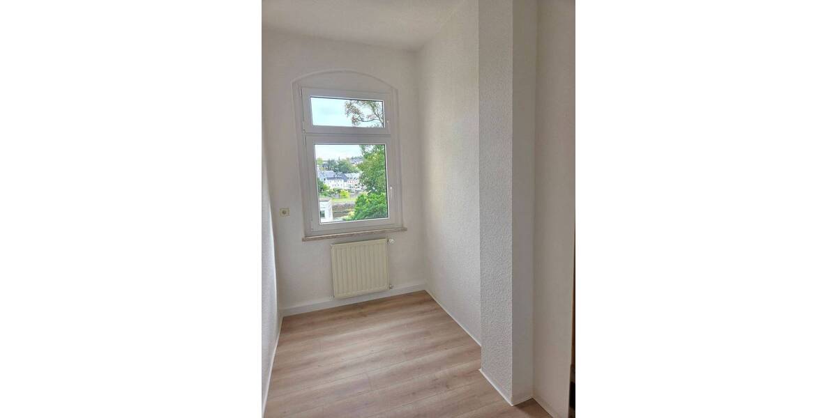 Etagenwohnung Waldheim Schönberg - 3 Zimmer, 82 m&sup2;, 450&euro; | Angebot:24138733