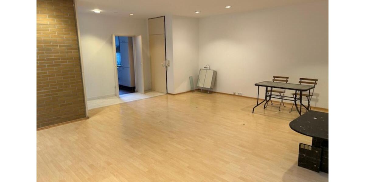 Kronberg-Oberhöchstadt - Geräumige 2-Zimmer-Wohnung mit Terrasse 2 zimmer