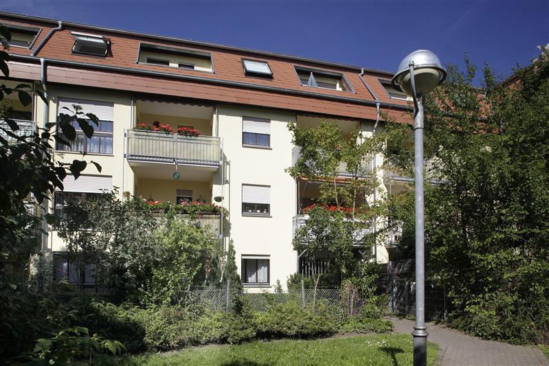 Erdgeschoßwohnung Karlsruhe Südstadt - 3 Zimmer, 77 m&sup2;, 813&euro; | Angebot:25720478