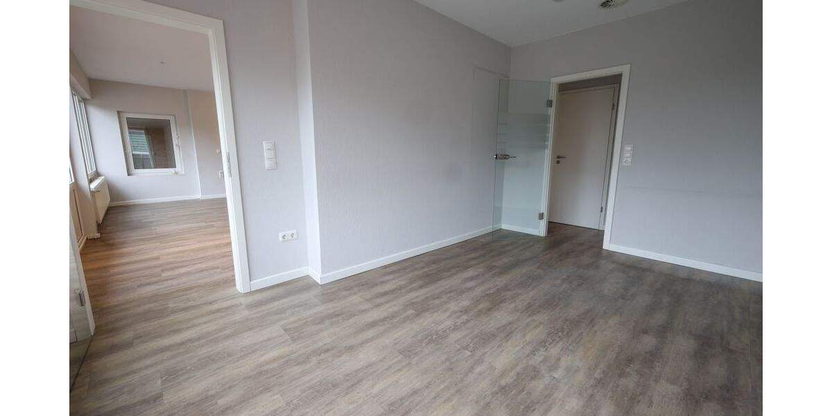 Gewerbeobjekt Hennstedt - 1.000&euro; | Angebot:26128142